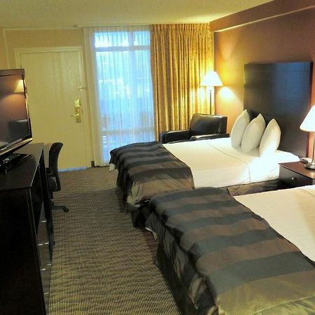 Nisku Inn & Conference Edmonton Airport Bagian luar foto