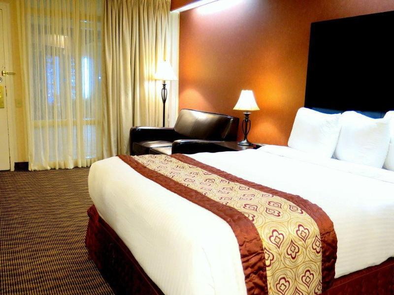 Nisku Inn & Conference Edmonton Airport Bagian luar foto