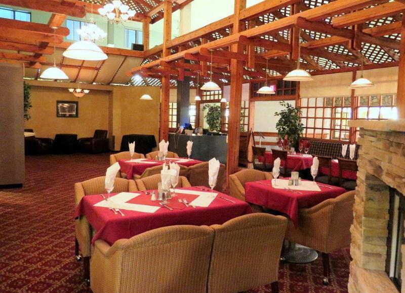 Nisku Inn & Conference Edmonton Airport Bagian luar foto