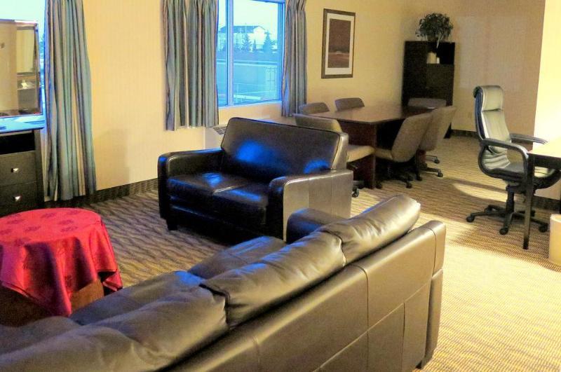 Nisku Inn & Conference Edmonton Airport Bagian luar foto